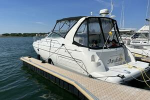 2002 Cruisers 35 Express thumbnail 1