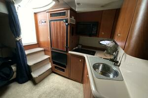 2002 Cruisers 35 Express thumbnail 26