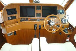 2018 Sabre 48 Salon Express thumbnail 11