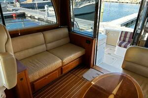 2014 Sabre 42 Salon Express thumbnail 13