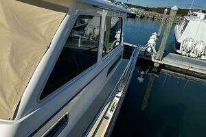 2014 Sabre 42 Salon Express thumbnail 10