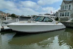 Sea Horse 2024 Pursuit 326 Yacht For Sale in Mashpee MA