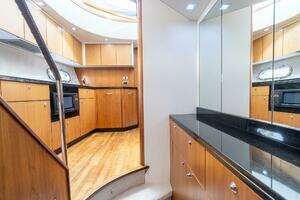 2009 Sunseeker 60 Manhattan thumbnail 38