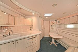 2000 Sea Ray 460 Sundancer thumbnail 29