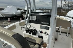 Photo 4235130 for 2020 Tidewater 252 CC  