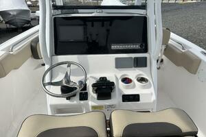 Photo 4235137 for 2020 Tidewater 252 CC  