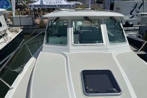 Photo 4328183 for 2027 Back Cove 34O  