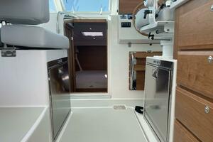 Photo 4328171 for 2027 Back Cove 34O  