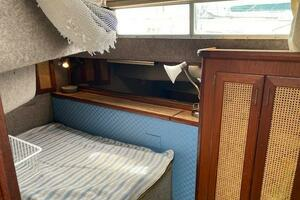 38ft Bayliner Yacht For Sale