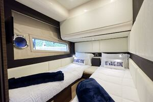 2013 Azimut 55S thumbnail 28