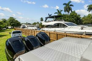 2023 Astondoa 377 Coupe Outboard thumbnail 22