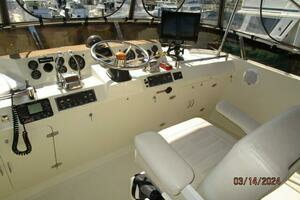 1988 Camargue Cockpit thumbnail 19