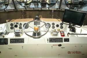 1988 Camargue Cockpit thumbnail 20