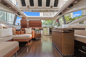 2009 Azimut 68S thumbnail 6