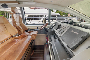 2009 Azimut 68S thumbnail 13