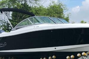 Photo 4242091 for 2020 Robalo R227 Dual Console  