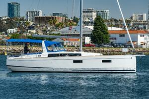 SNORKELFISH II 2022 Beneteau OCEANIS 38.1 Yacht For Sale in SAN DIEGO CA
