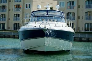 KAIZEN 2007 Cruisers Yachts  Yacht For Sale in Fort Pierce FL