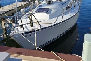 32ft C amp C Yacht For Sale