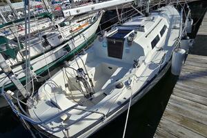 32ft C amp C Yacht For Sale