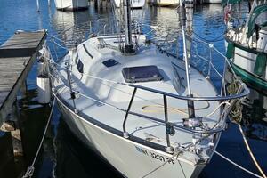 32ft C amp C Yacht For Sale