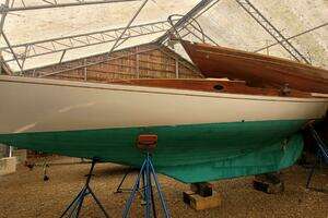 SECOND WIND 28ft Herreshoff Yacht For Sale