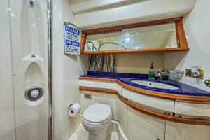 2005 Azimut 55 flybridge thumbnail 33