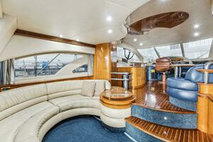2005 Azimut 55 flybridge thumbnail 18