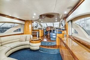 2005 Azimut 55 flybridge thumbnail 17