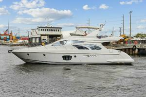2005 Azimut 55 flybridge thumbnail 6