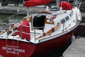 DISTANT RUNNER 30ft Seafarer Yacht For Sale