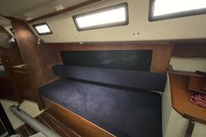 DISTANT RUNNER 30ft Seafarer Yacht For Sale