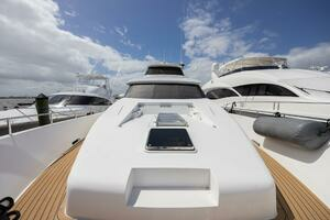 2001 Grand Harbour 76 thumbnail 11