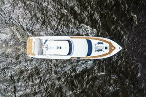 2001 Grand Harbour 76 thumbnail 9