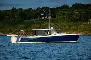 46ft MJM Yacht For Sale