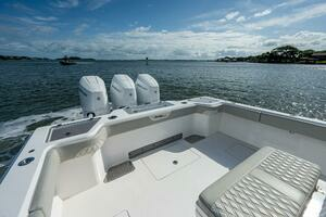 2021 Front Runner Center Console thumbnail 15