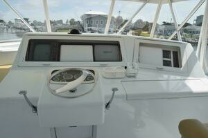 2000 Viking 55 Convertible thumbnail 35