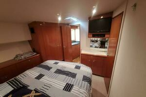 2000 Viking 55 Convertible thumbnail 58