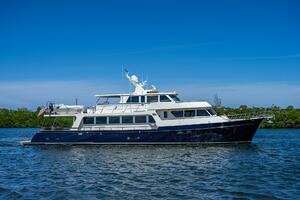 2013 Marlow Explorer Enclosed Bridge (CB) thumbnail 1