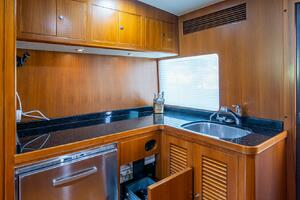 2013 Marlow Explorer Enclosed Bridge (CB) thumbnail 41