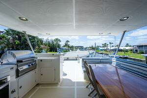 2013 Marlow Explorer Enclosed Bridge (CB) thumbnail 14