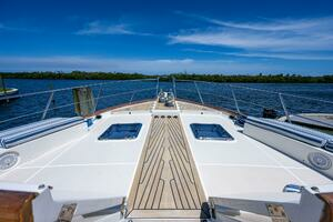 2013 Marlow Explorer Enclosed Bridge (CB) thumbnail 6