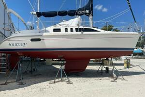 Journey 29ft Hunter Yacht For Sale