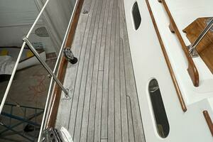 2001 Hinckley Sou'wester 59 CC Sloop thumbnail 12