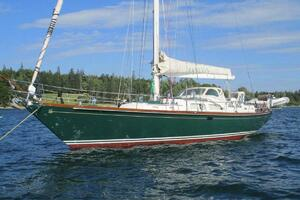 2001 Hinckley Sou'wester 59 CC Sloop thumbnail 3