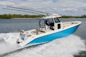 NO REGERTS 2023 Solace 32CS Yacht For Sale in Fort Lauderdale FL