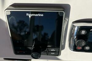 Irie Life 34ft Beneteau Yacht For Sale