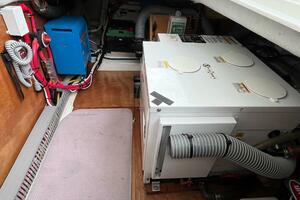 Irie Life 34ft Beneteau Yacht For Sale