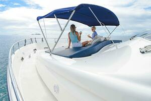 2006 Ferretti Yachts 881 thumbnail 3