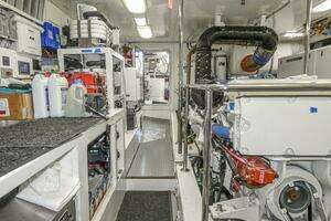 2017 Northern Marine Expedition Motor Yacht thumbnail 82